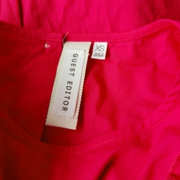 NEW Guest Editor Bright Pink V Ruffle Top XS - Picture 4 of 6